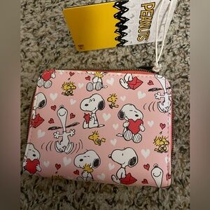 Loungefly Peanuts Snoopy Wallet Woodstock Valentines Zip Around Authentic